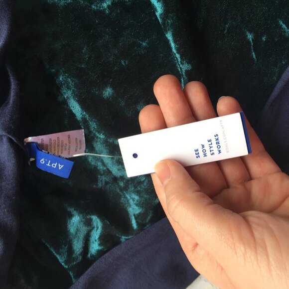 APT. 9 Velvet Patchwork Infinity Scarf Crushed Velvet Mixed Media Velour NWT - Picture 4 of 4